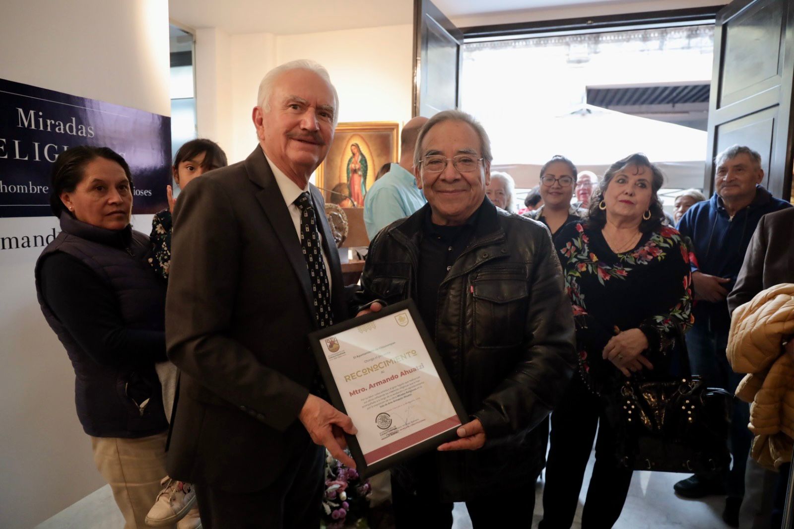 Gustavo Jiménez Romero, alcalde de Chiautempan, inaugura la Sala de Arte 'Armando Ahuatzi'